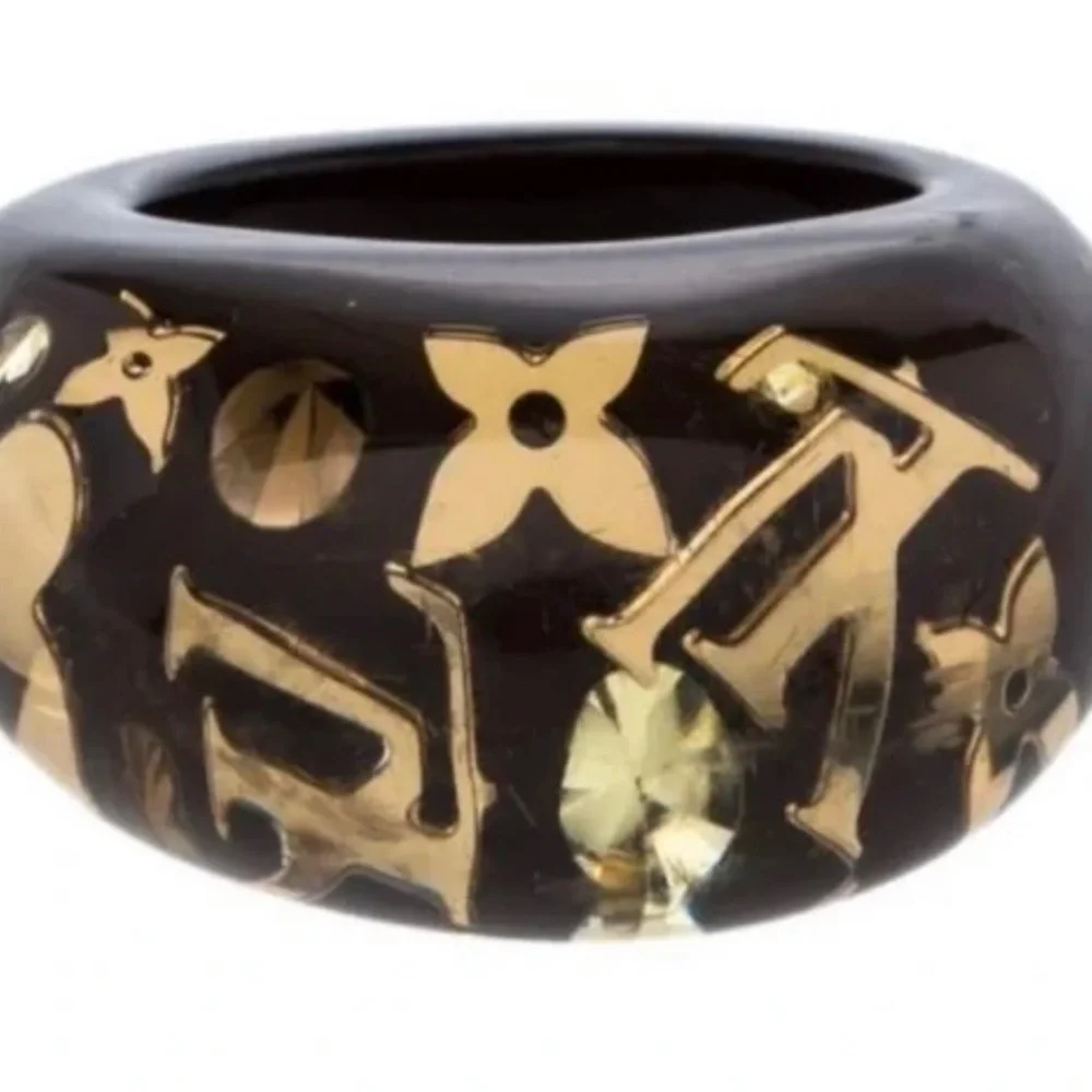 LOUIS VUITTON BLACK Resin Monogram Inclusion Ring Louis Vuitton
